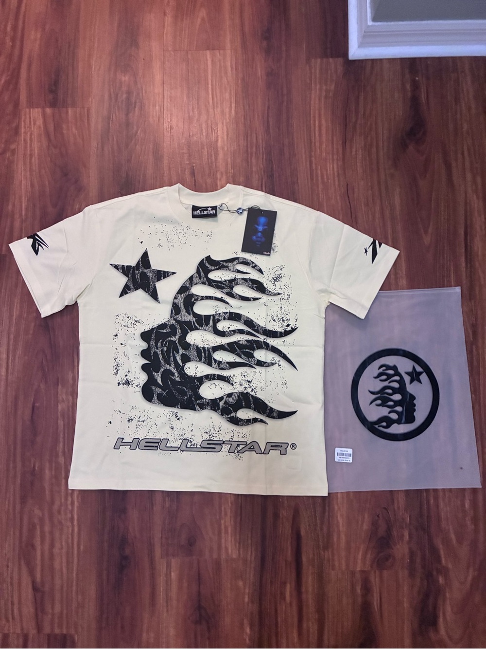 Hellstar® Men’s Short-Sleeve Graphic Tee in Cream with Black Print